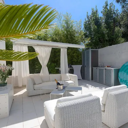 Chic 4 Bedrooms Istrian Star Close To Centre Private Heated Pool ヴィラ *