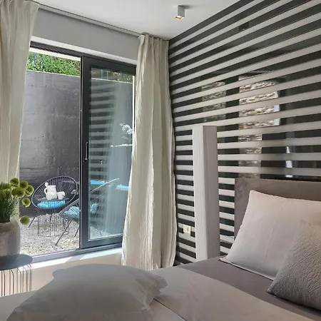 Chic 4 Bedrooms Istrian Star Close To Centre Private Heated Pool ヴィラ